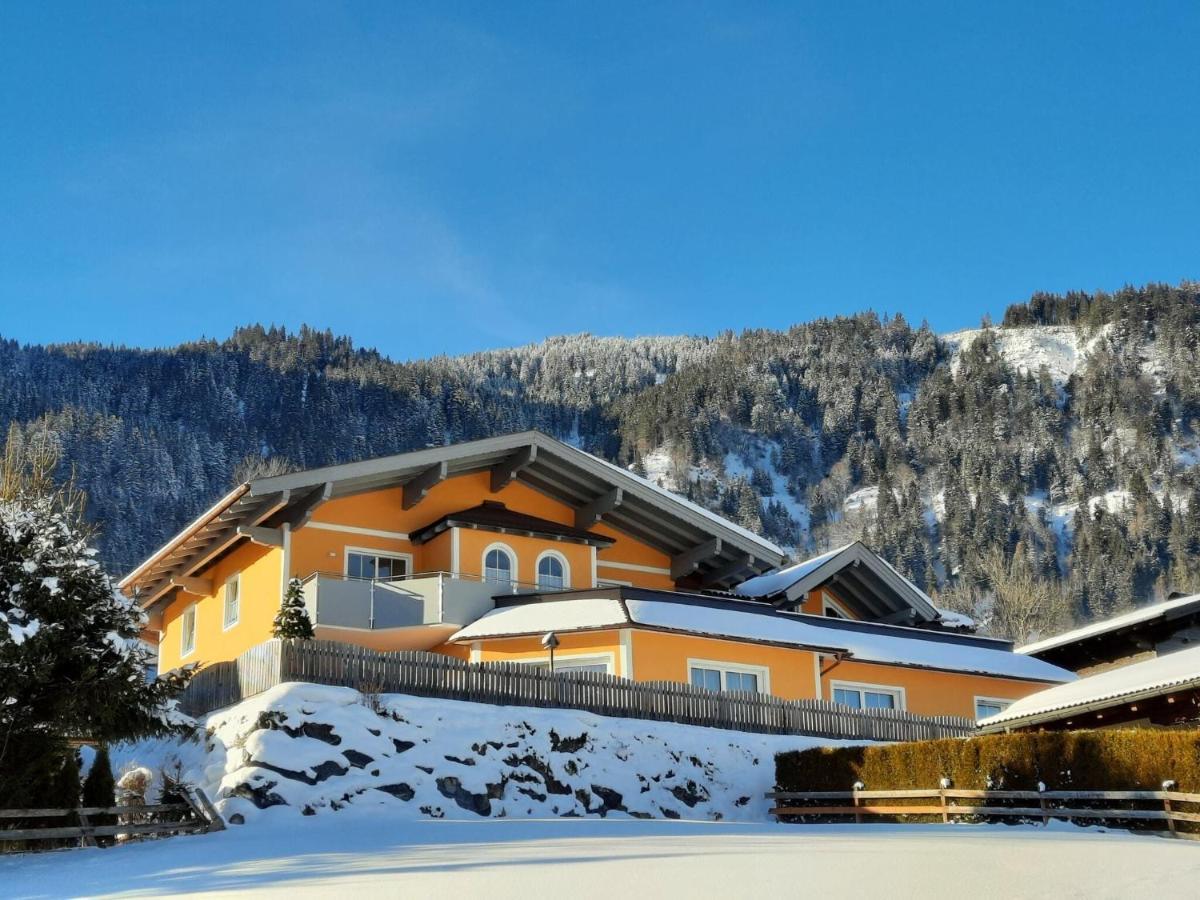 Luxurious Mansion In Goldegg Near Skiing Area 外观 照片